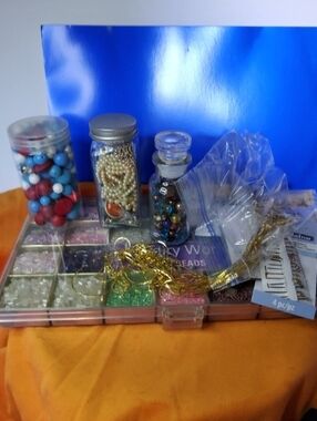 Jewerly Making Bundle Beads Chains.